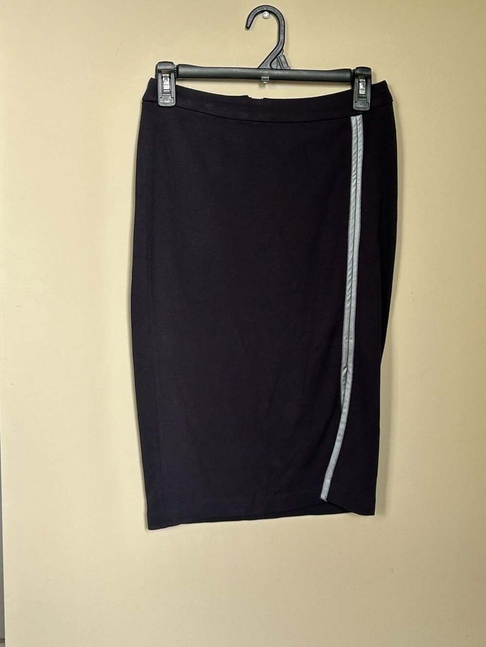 Ambar Black Pencil Skirt with Contrast Piping and Front Slit